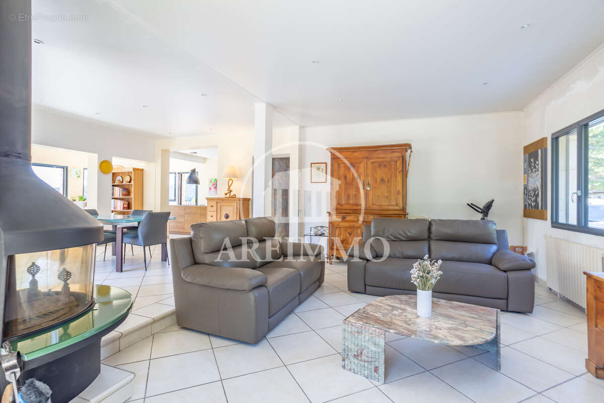 Maison à SAINT-GELY-DU-FESC