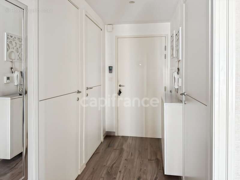 Appartement à LE RELECQ-KERHUON