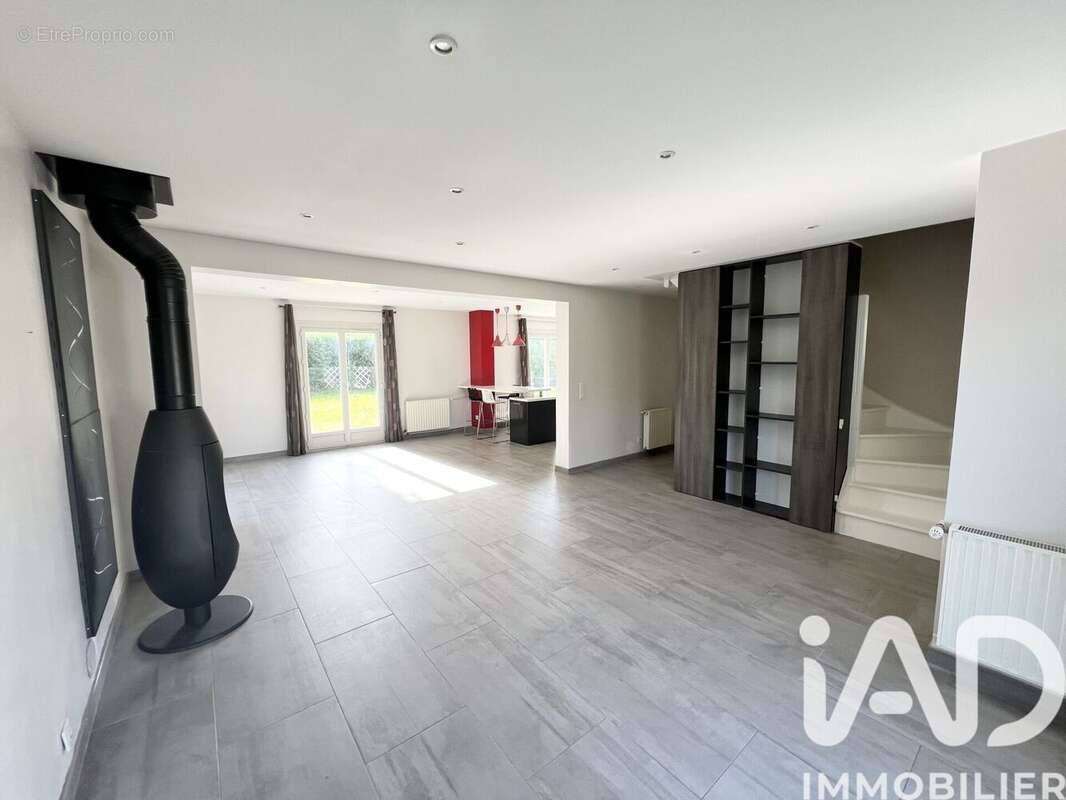 Photo 4 - Maison à NOGENT-LE-PHAYE