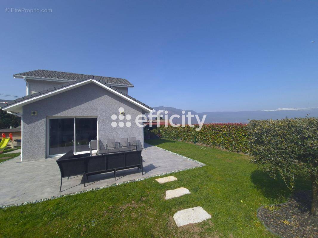 Maison à DINGY-EN-VUACHE