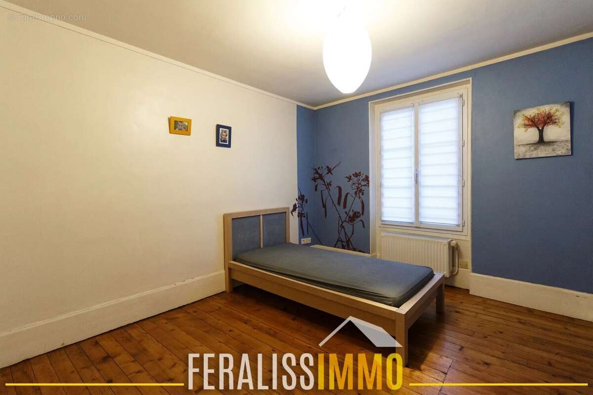 Maison à VAUX-SUR-SEINE