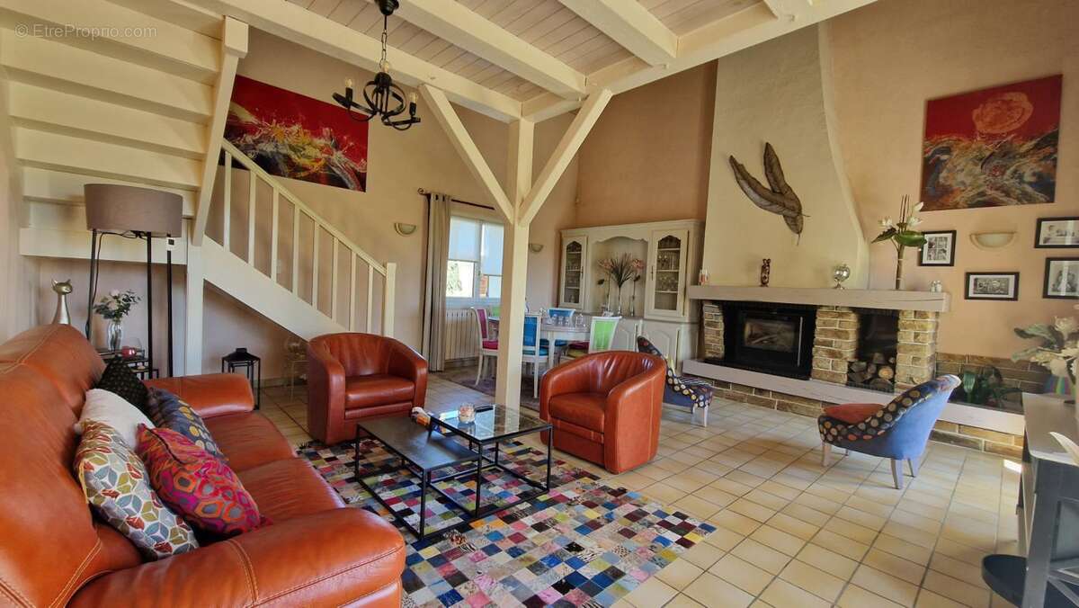 Maison à LE LOROUX-BOTTEREAU