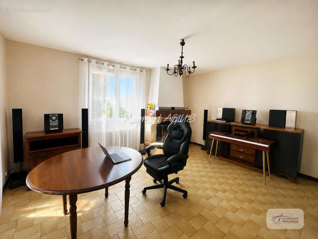 Élégante maison familiale de 7 chambres avec annexe indépendante, située dans un cadre rural paisible - photo 35