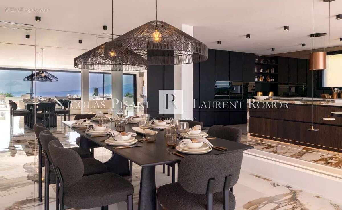 Maison à ROQUEBRUNE-CAP-MARTIN