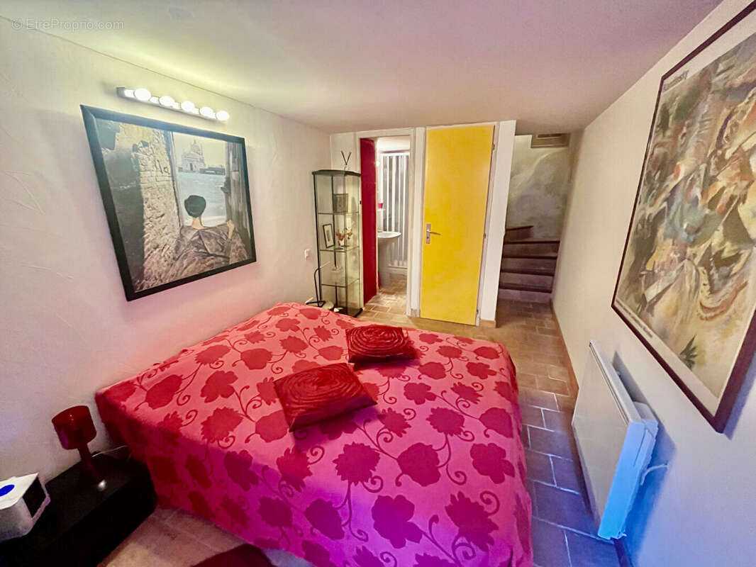 Maison à L&#039;ISLE-SUR-LA-SORGUE