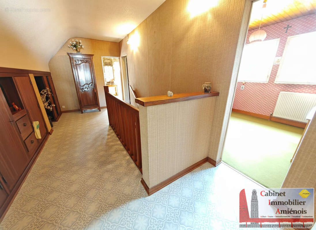 Maison à SAINS-EN-AMIENOIS