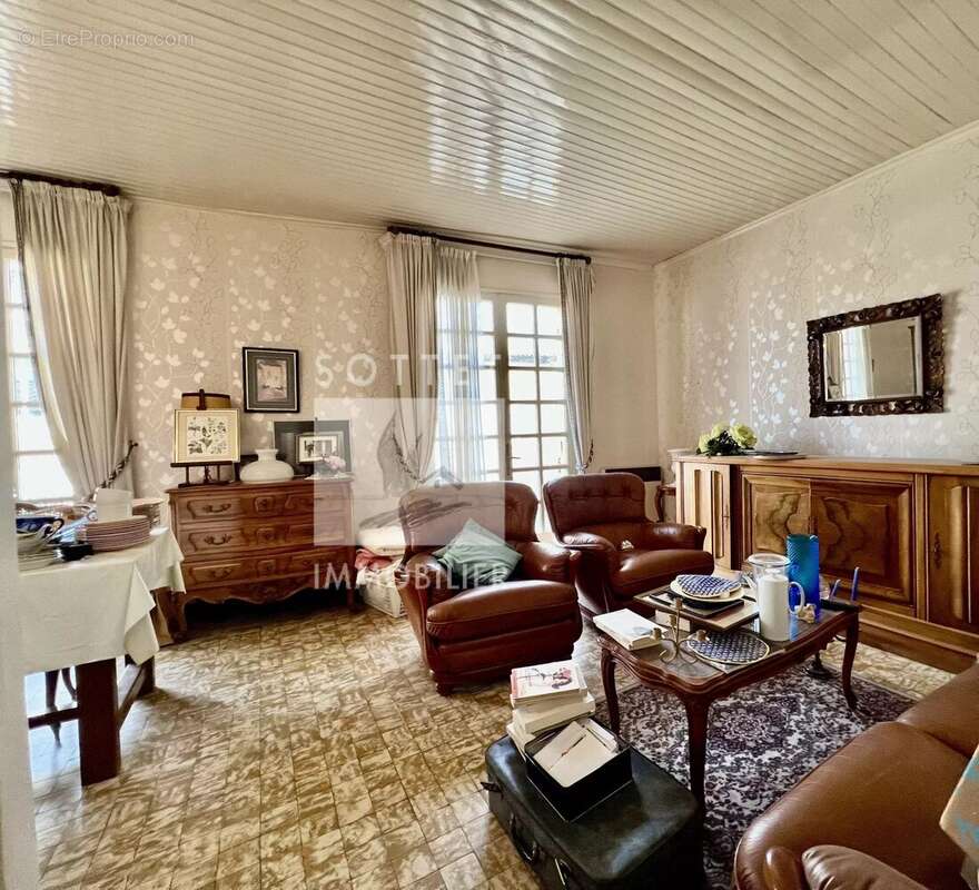 Appartement à BOLLENE