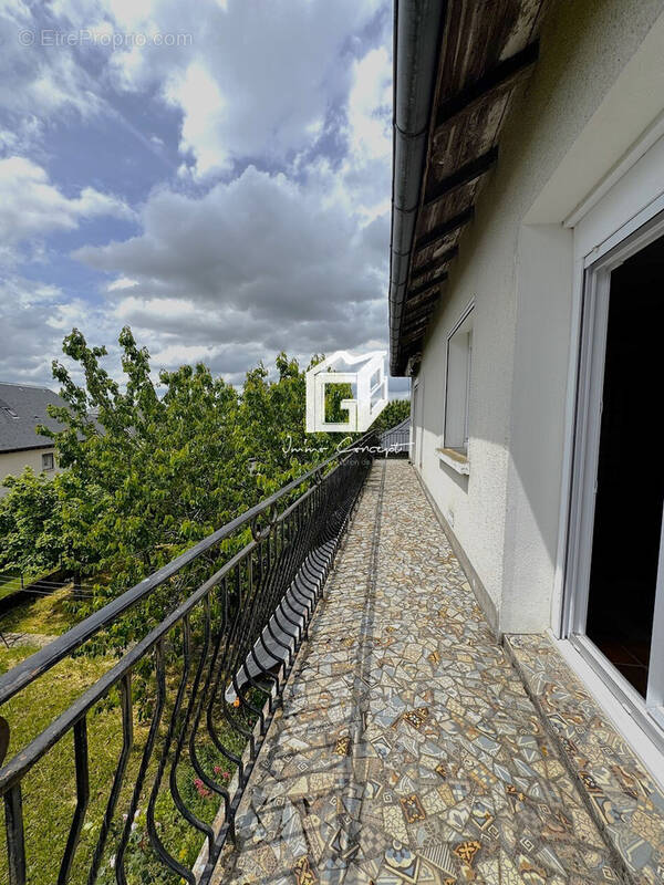 Maison à LUC-LA-PRIMAUBE