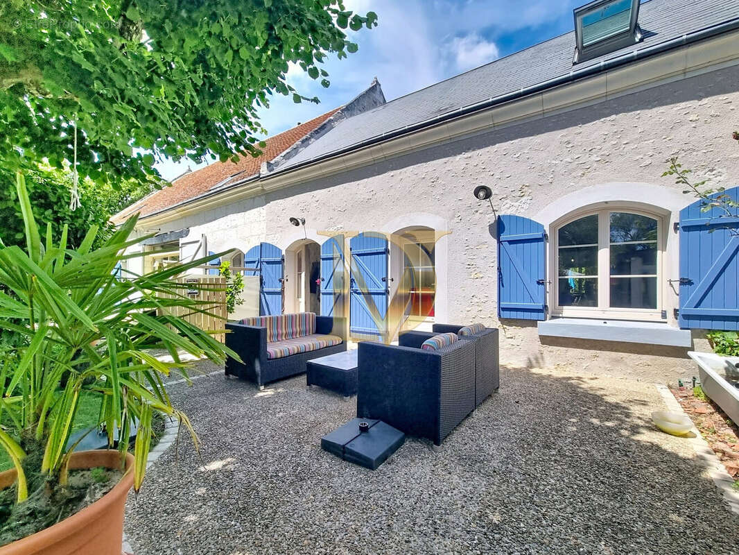 Maison 354 m² à Saint-Georges-Sur-Cher  - photo 4