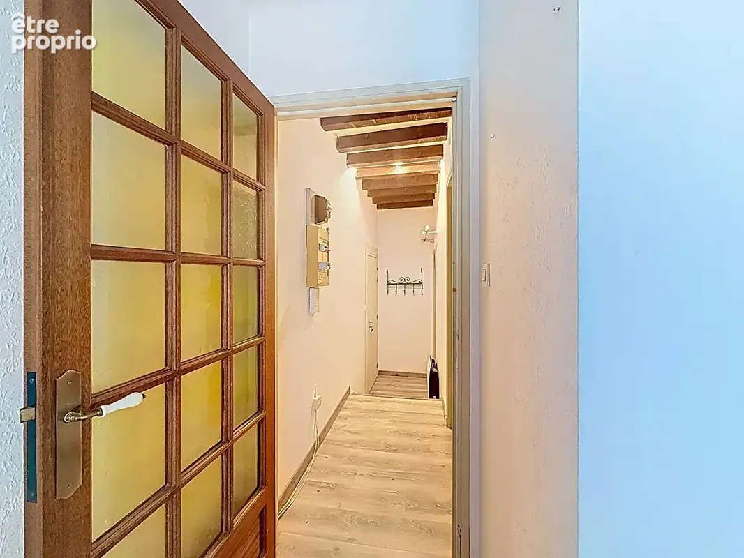 Avignon intra-muros - t2 de 34 m² avec cave - photo 4