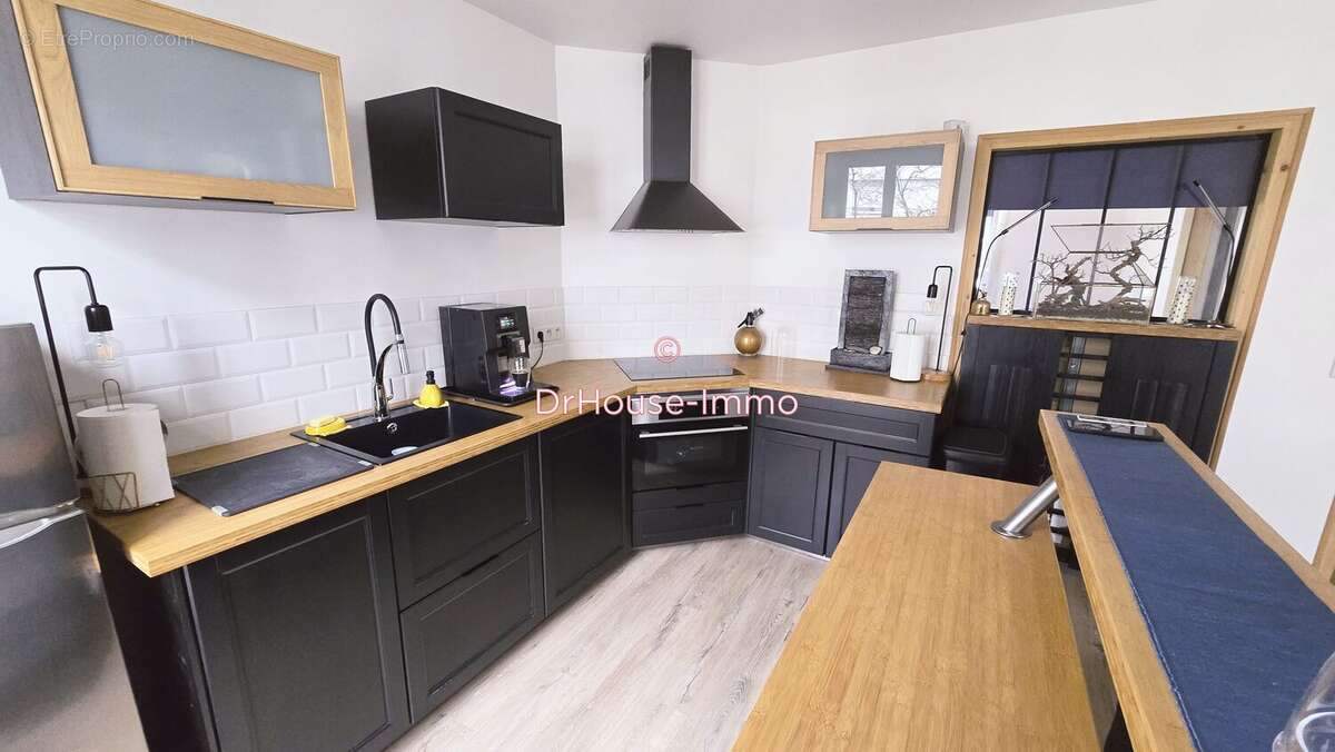 Appartement à SAINT-MAUR-DES-FOSSES
