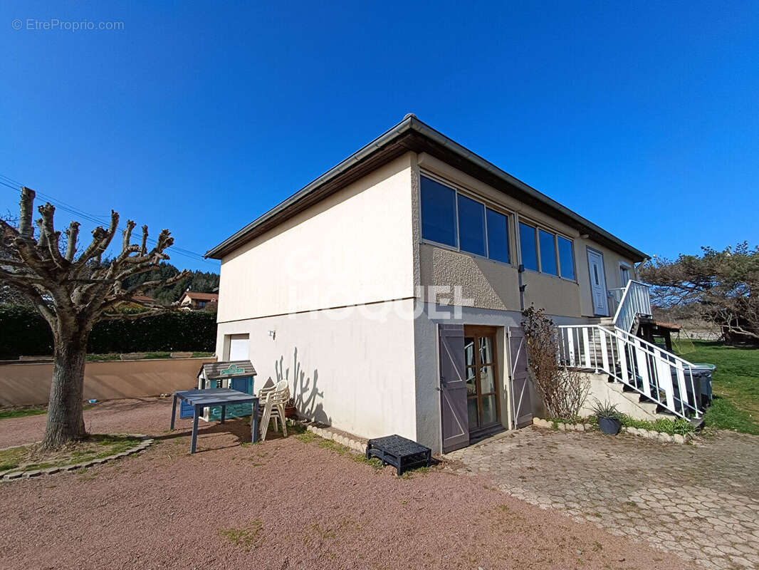 Maison à BOEN