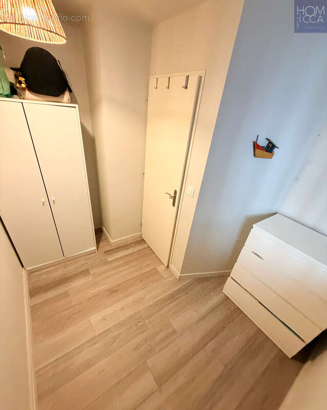 Lyon 7 garibaldi appartement type 2bis en etage avec ascenseur balcon a vivre garage ferme - photo 7