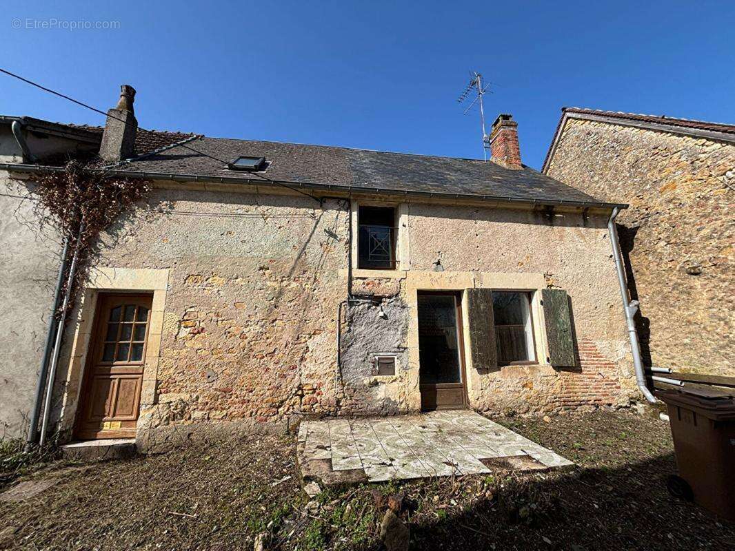 Maison à PARIGNY-LES-VAUX