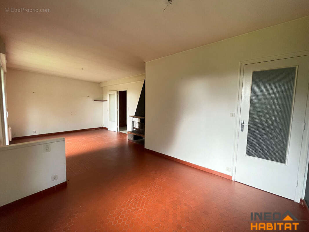 Maison à LA MEZIERE