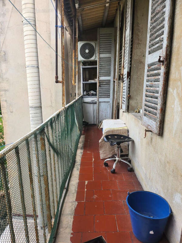 Appartement à MARSEILLE-6E