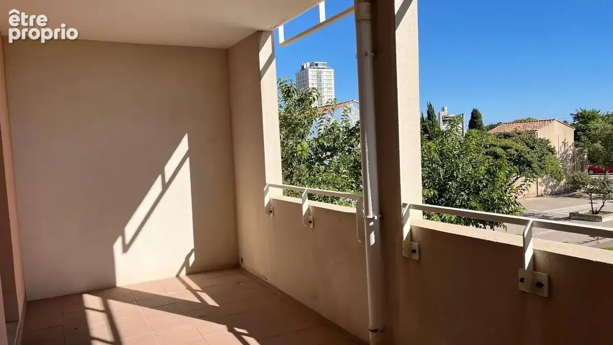 Port-de-Bouc - Appartement T1 - Terrasse vue mer - Places de parking sécurisées - photo 12