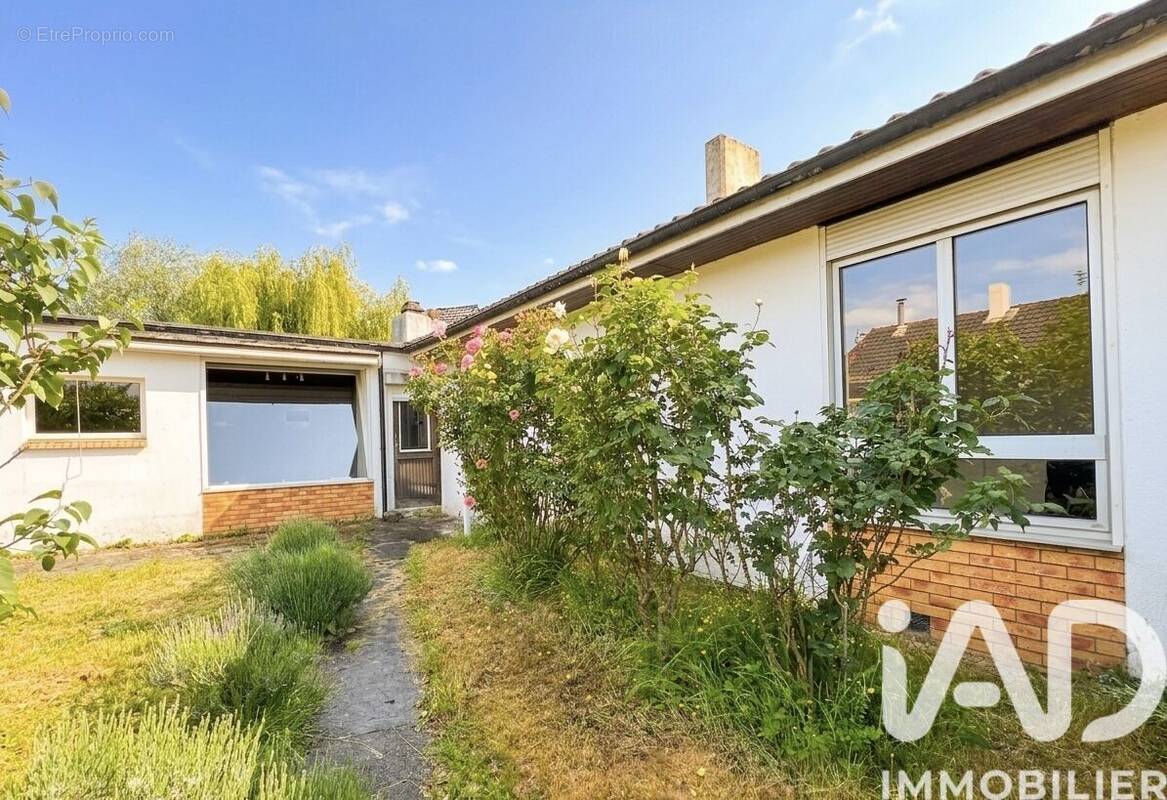 Photo 1 - Maison à MARLY