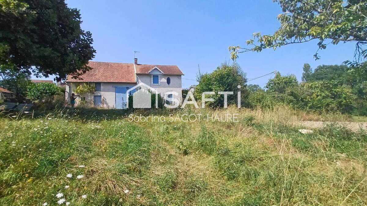 Photo 2 - Maison à CHEZAL-BENOIT