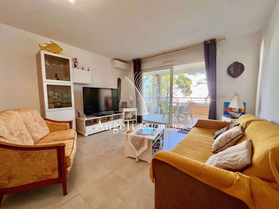 Appartement à FREJUS