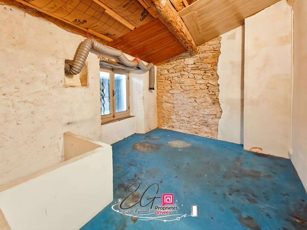 Maison à CAUNES-MINERVOIS