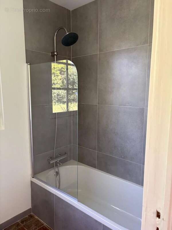 Maison à SAINT-NOM-LA-BRETECHE