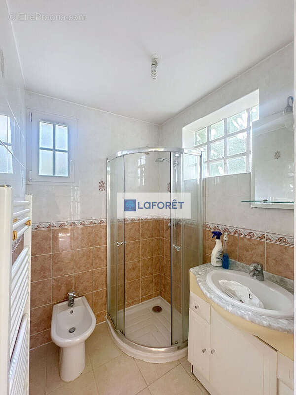 Maison à SARTROUVILLE