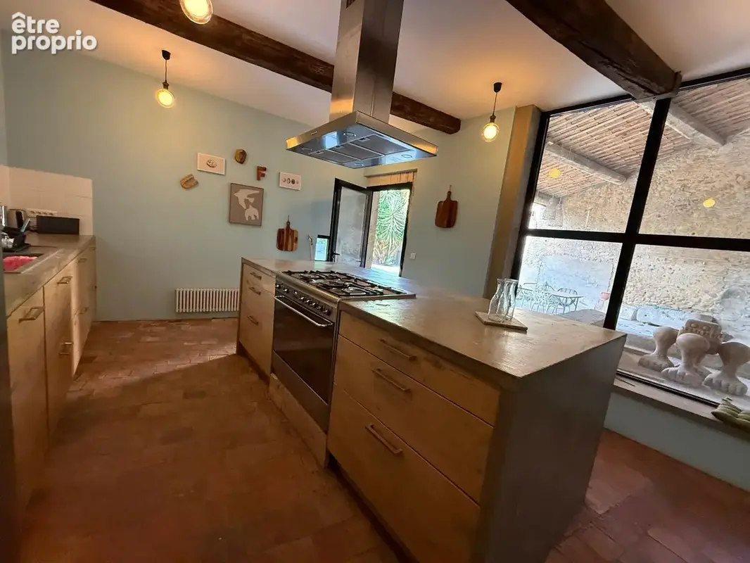 Maison Vigneronne d'exception de 380m2  Piscine 8X4 Garage de 220m2 à 25mn de la mer à 10mn de L'A75 ET 15mn d - photo 15