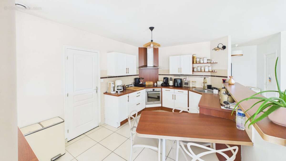 Maison 142 m² à Guiclan  - photo 6