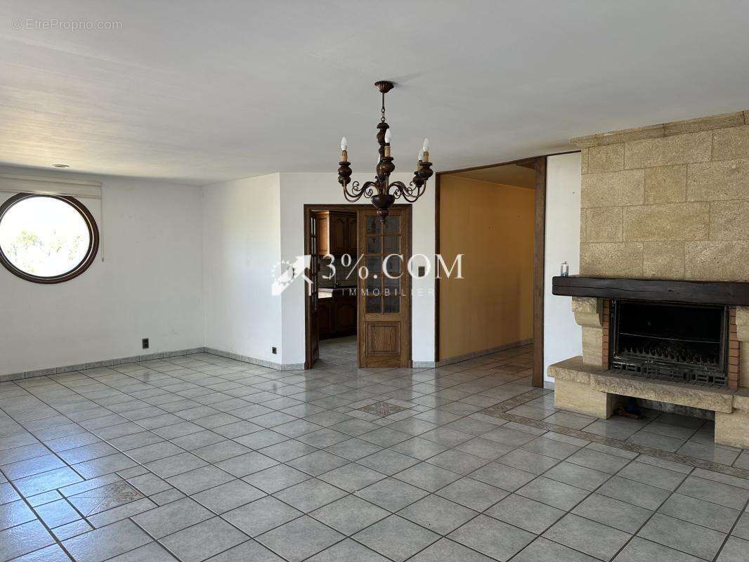 Maison à DOMBASLE-EN-XAINTOIS