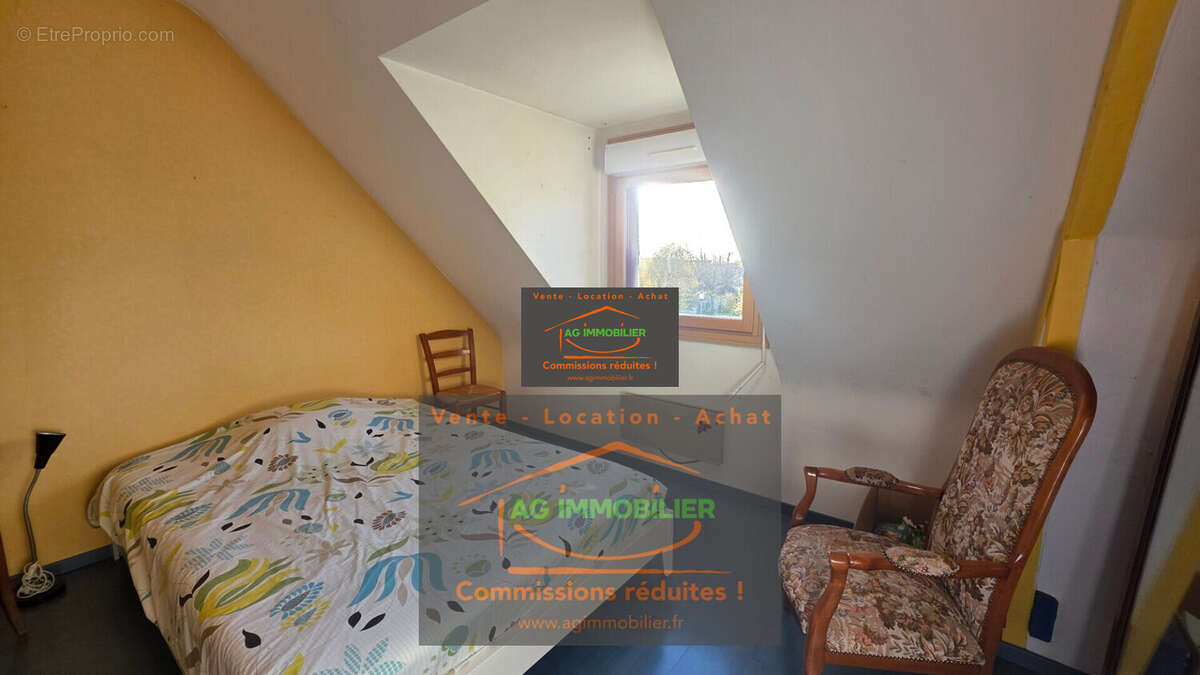 Maison à MONTGERMONT