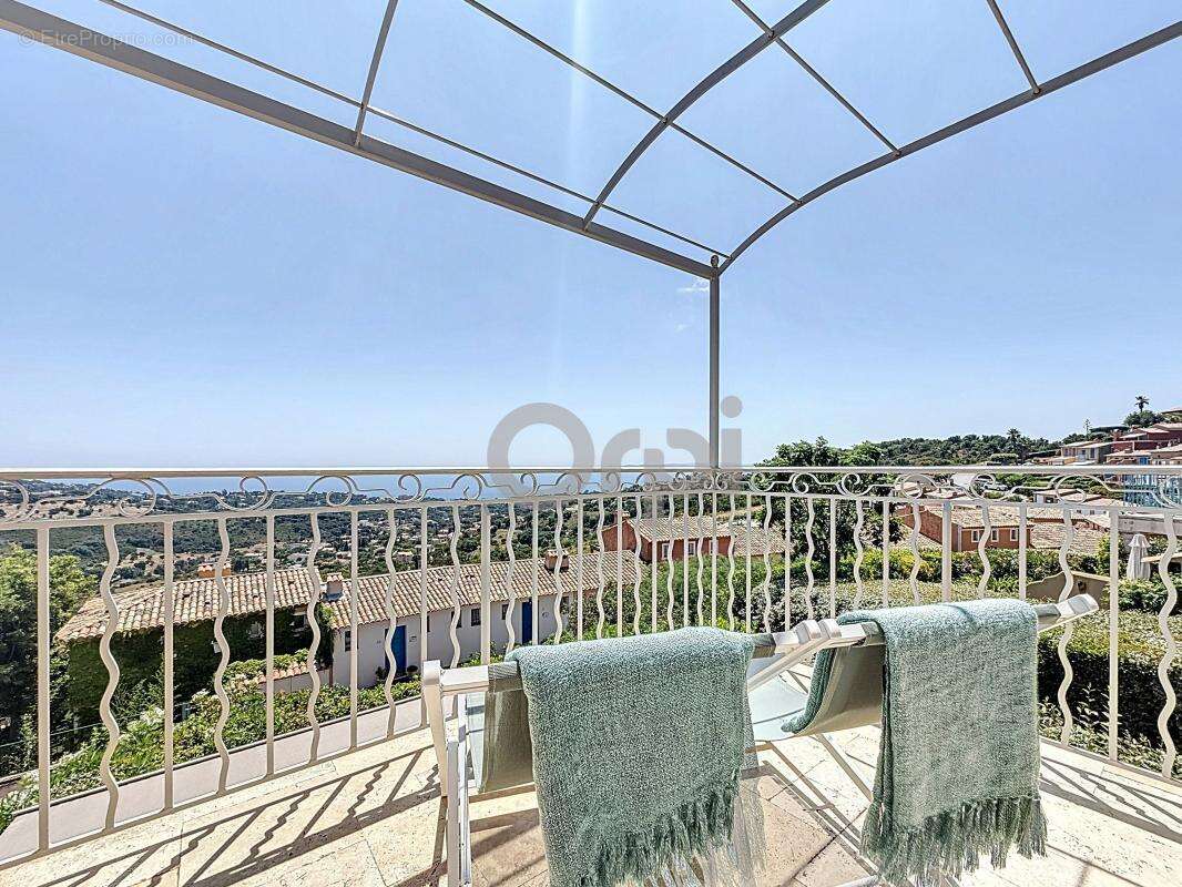 Appartement à LES ISSAMBRES