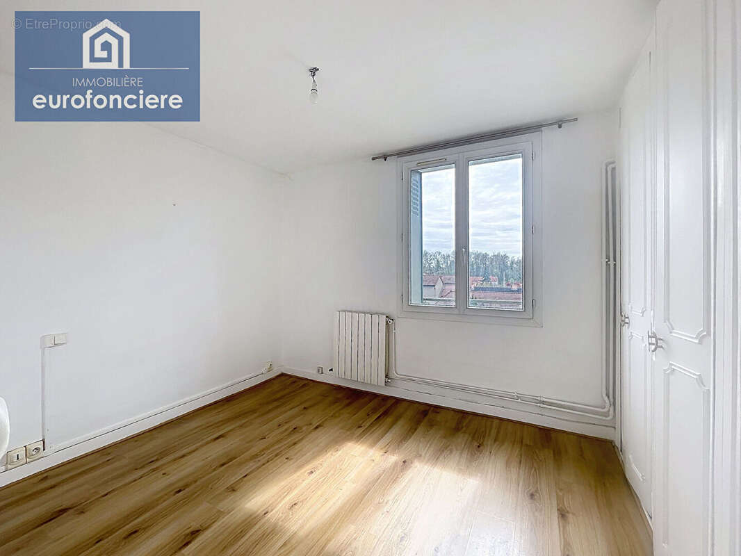 Appartement à SAINTE-SAVINE