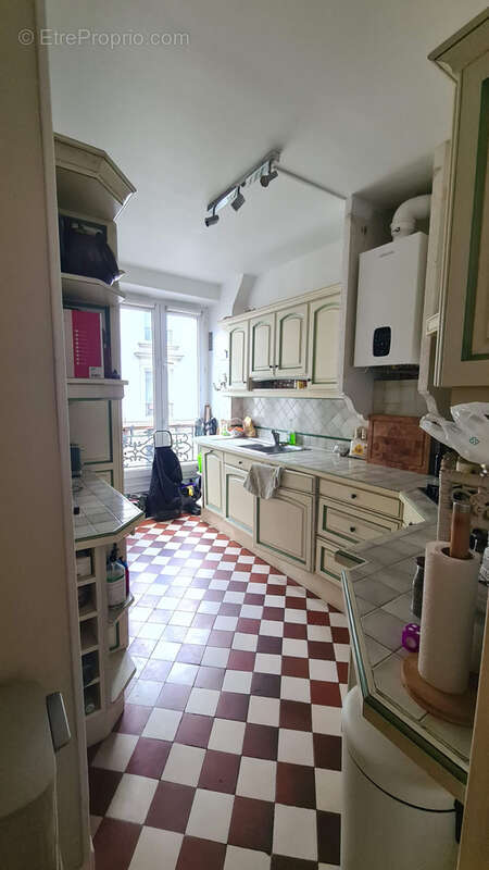 Appartement à PARIS-9E
