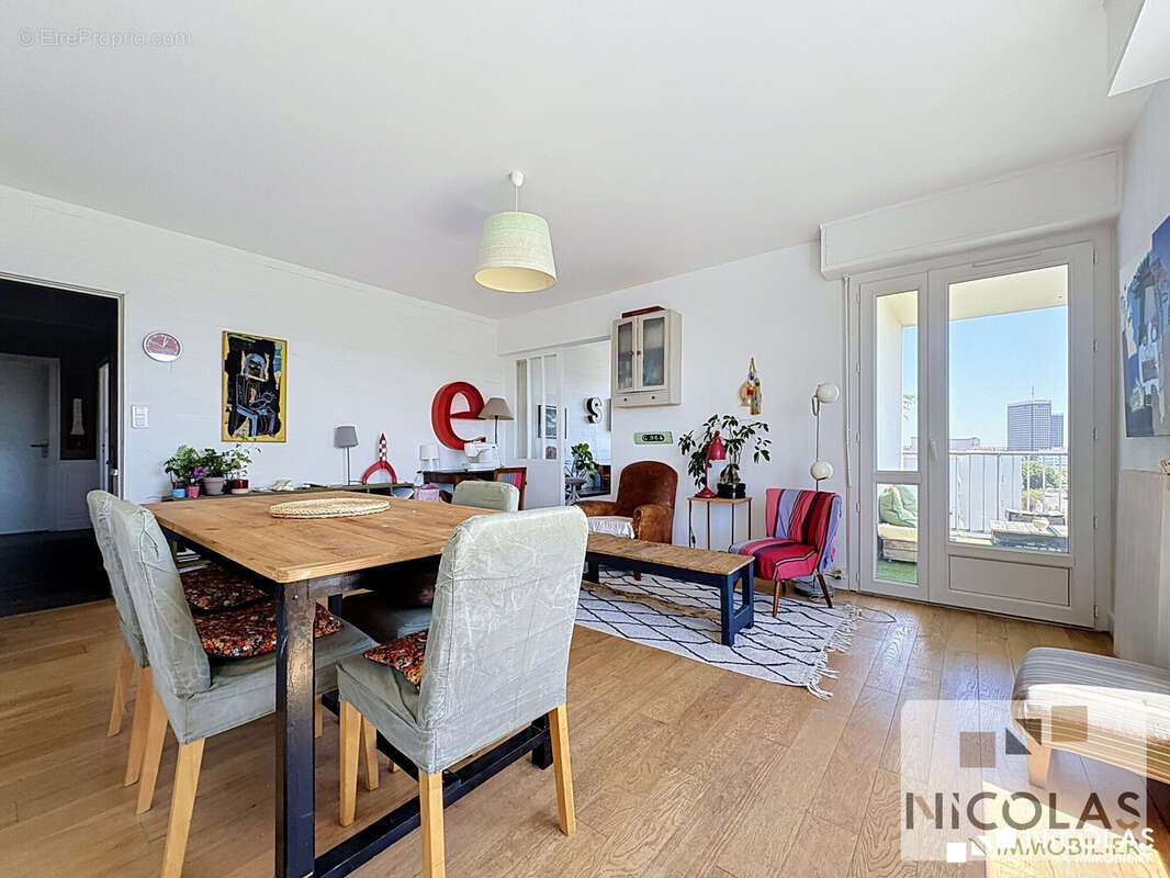 Appartement à BORDEAUX