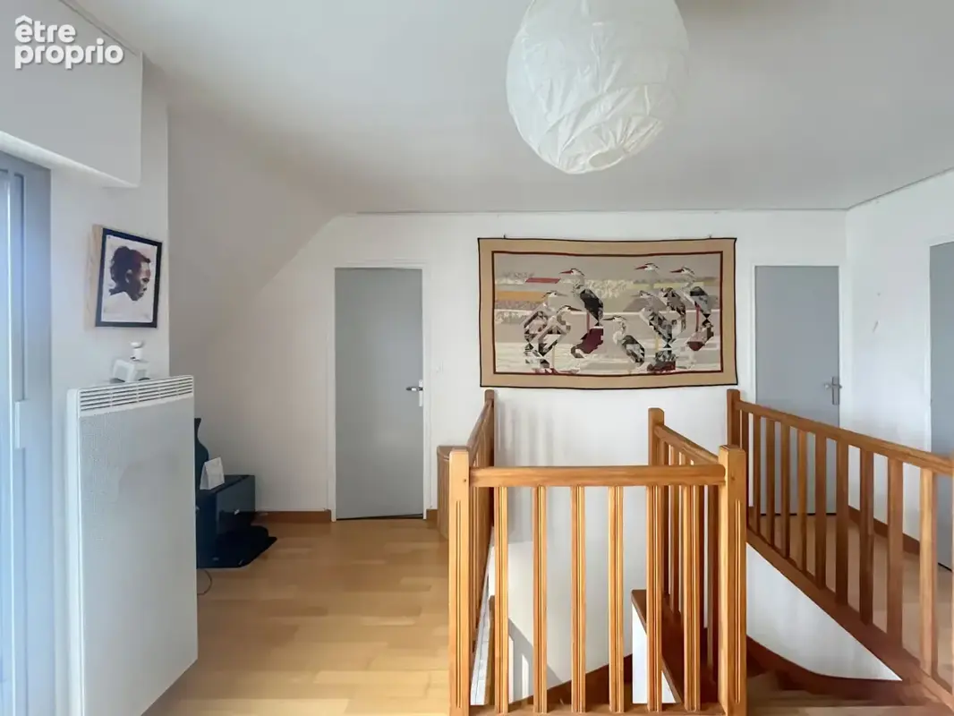 Maison d'architecte à vendre à Saint-Barthélemy d'Anjou avec terrasses et atelier - photo 5