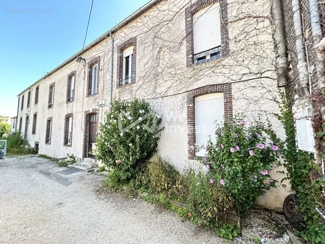 Appartement à MIGENNES