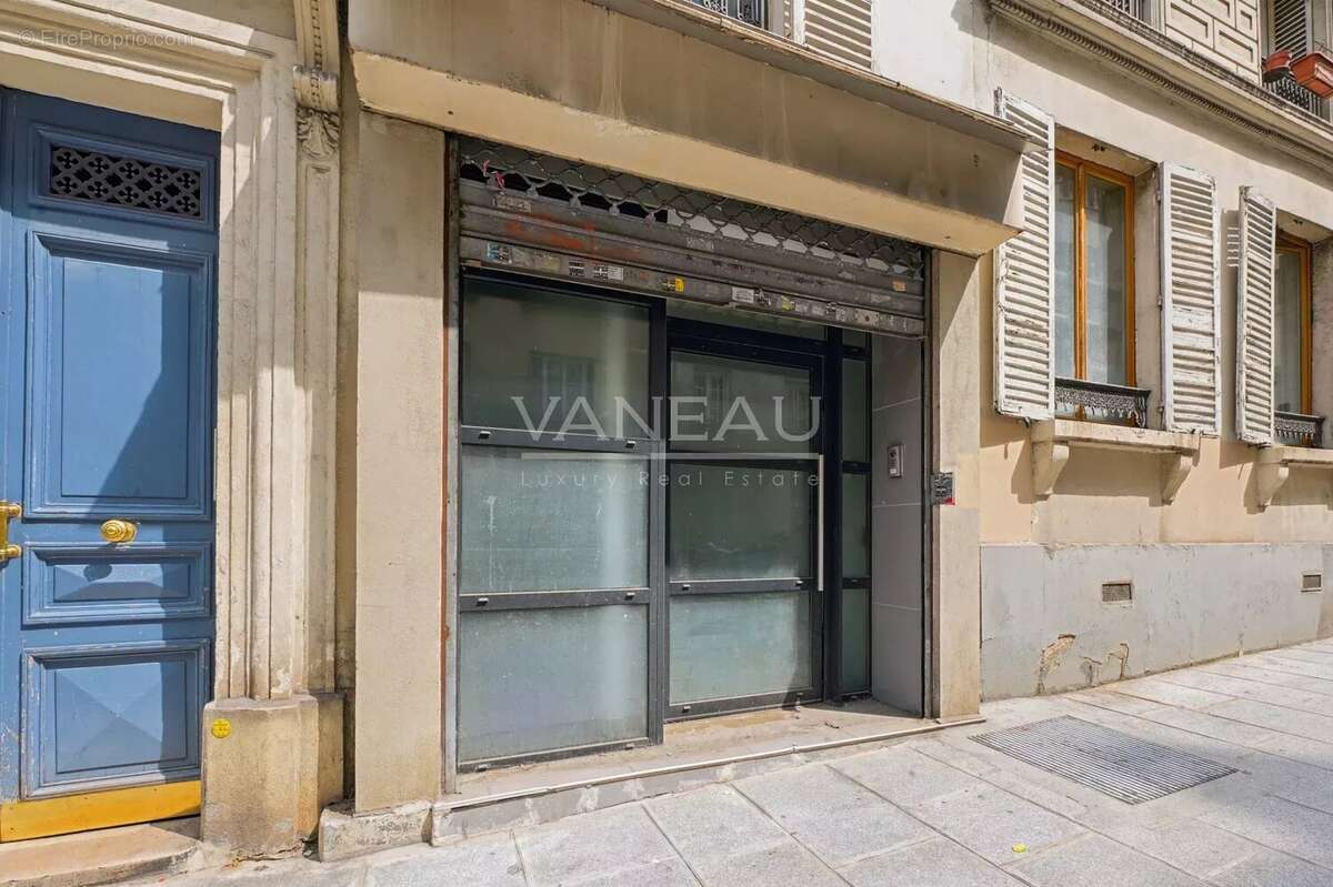 Appartement à PARIS-9E