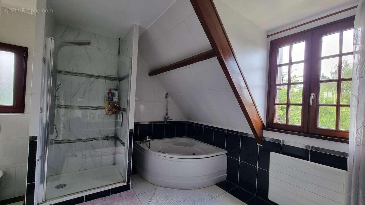 Maison à L&#039;ISLE-ADAM