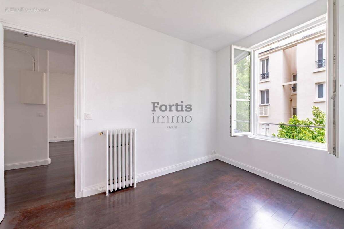 Appartement à LEVALLOIS-PERRET