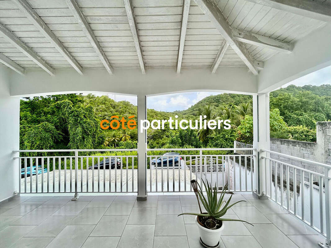 Appartement à LE GOSIER