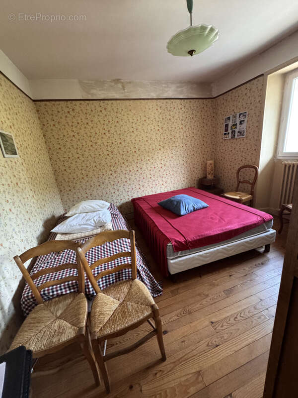 Maison à LAVEISSIERE