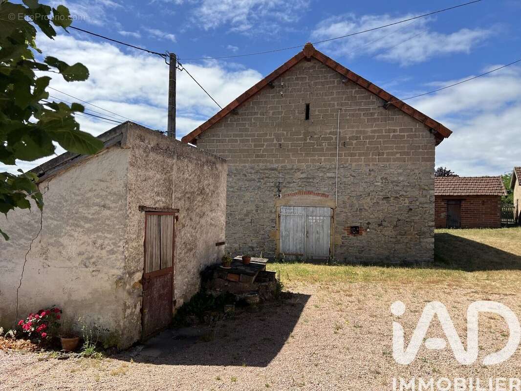 Maison 88 m² à Molinet  - photo 7