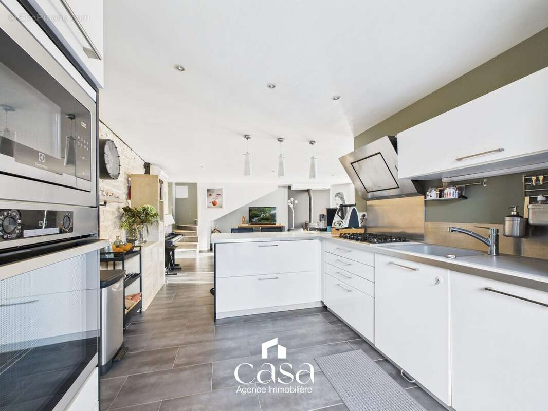 Maison à CRESSERONS