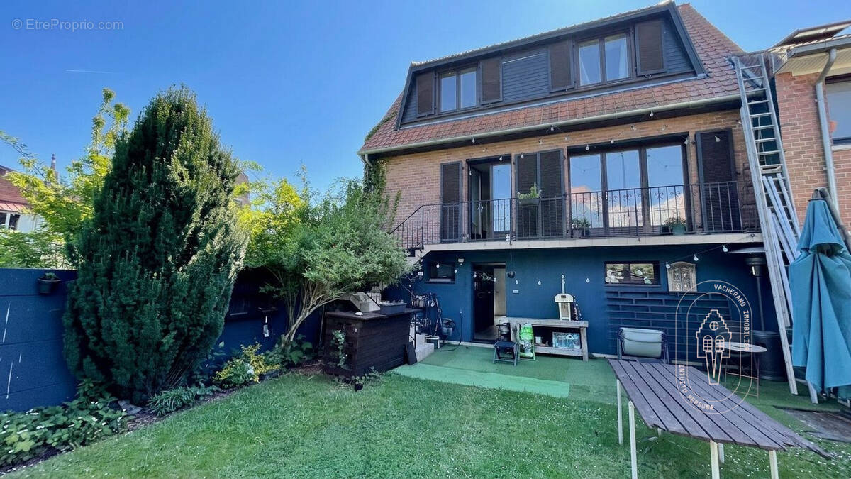 Maison à LEZENNES