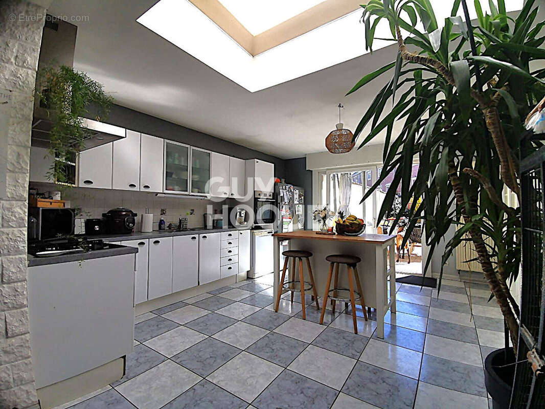 Maison à HOUPLINES