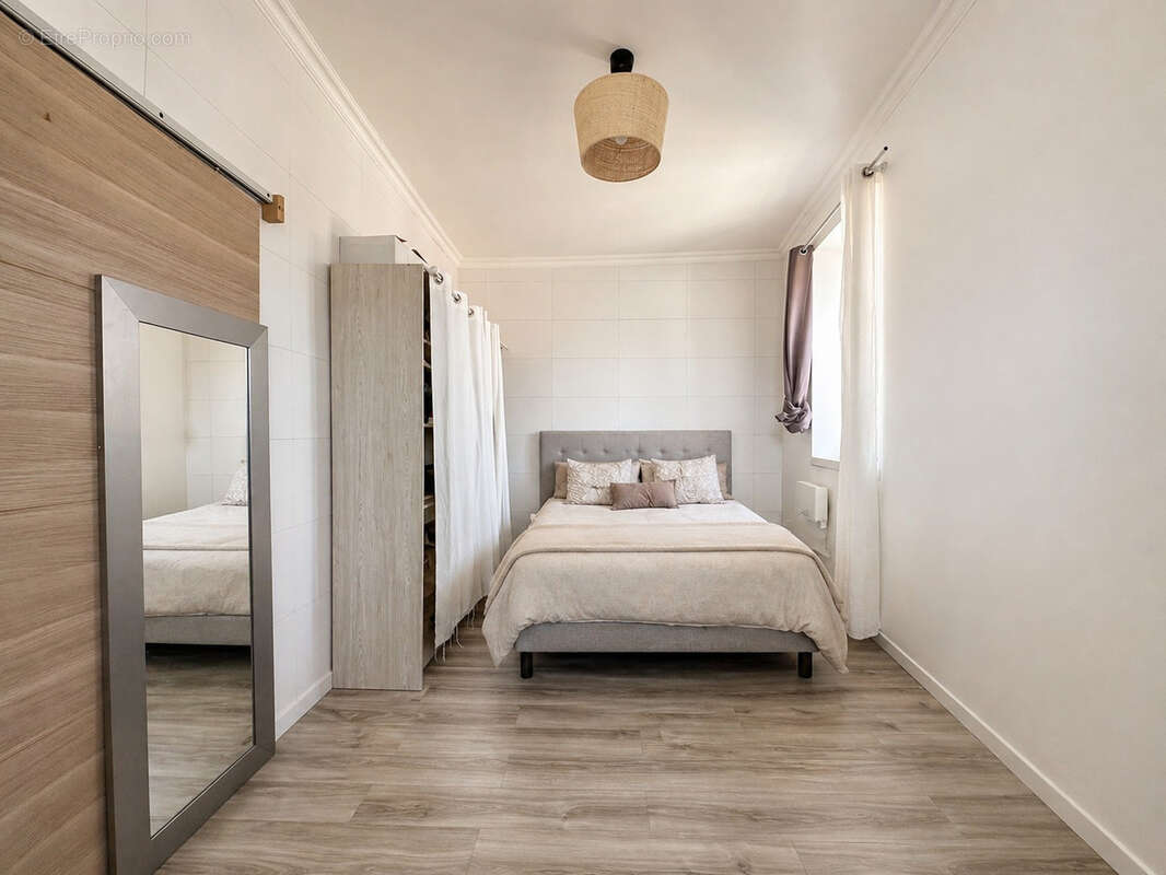 Appartement à LA CHAPELLE-EN-SERVAL
