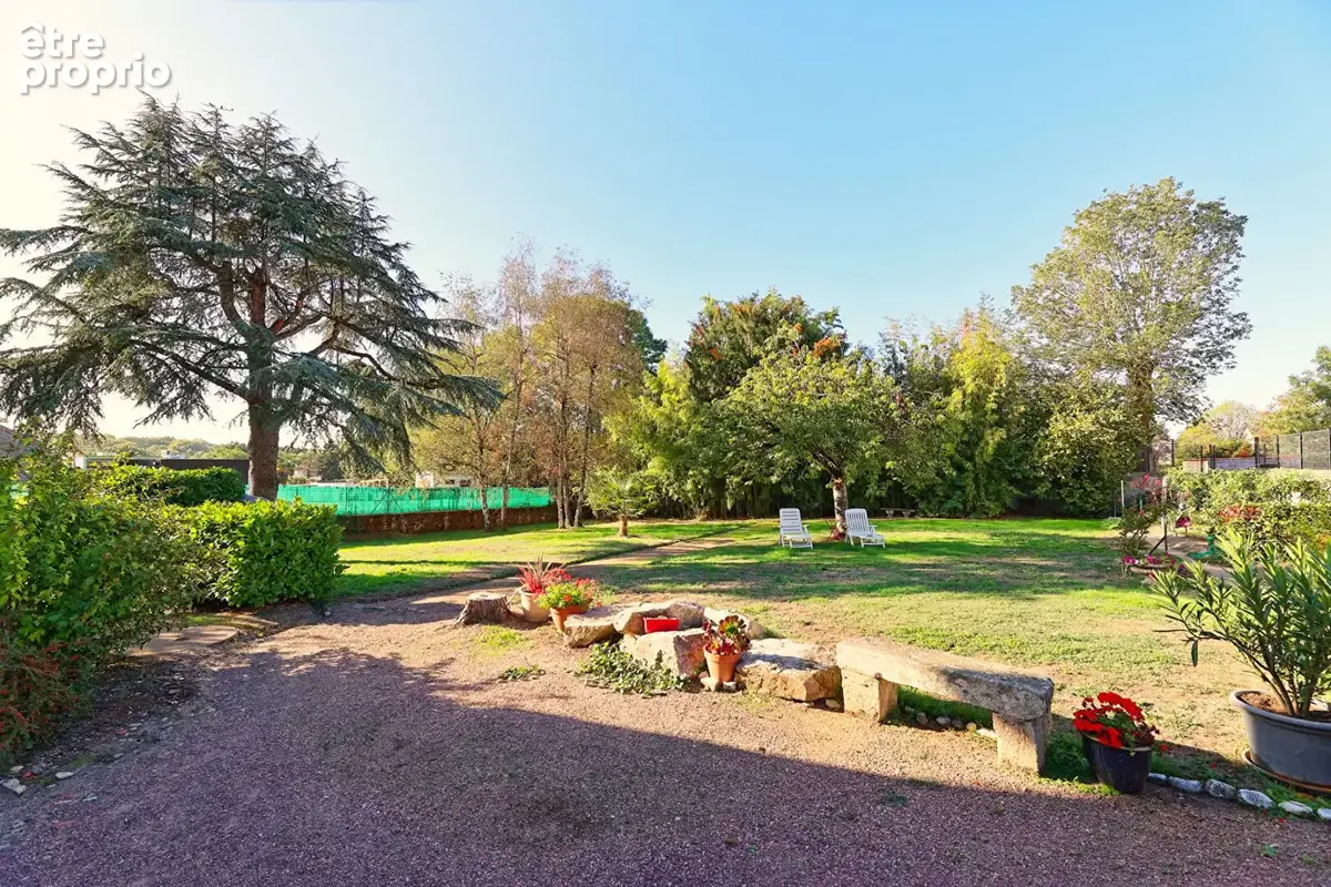 Maison de maître de caractère avec jardin constructible - photo 14