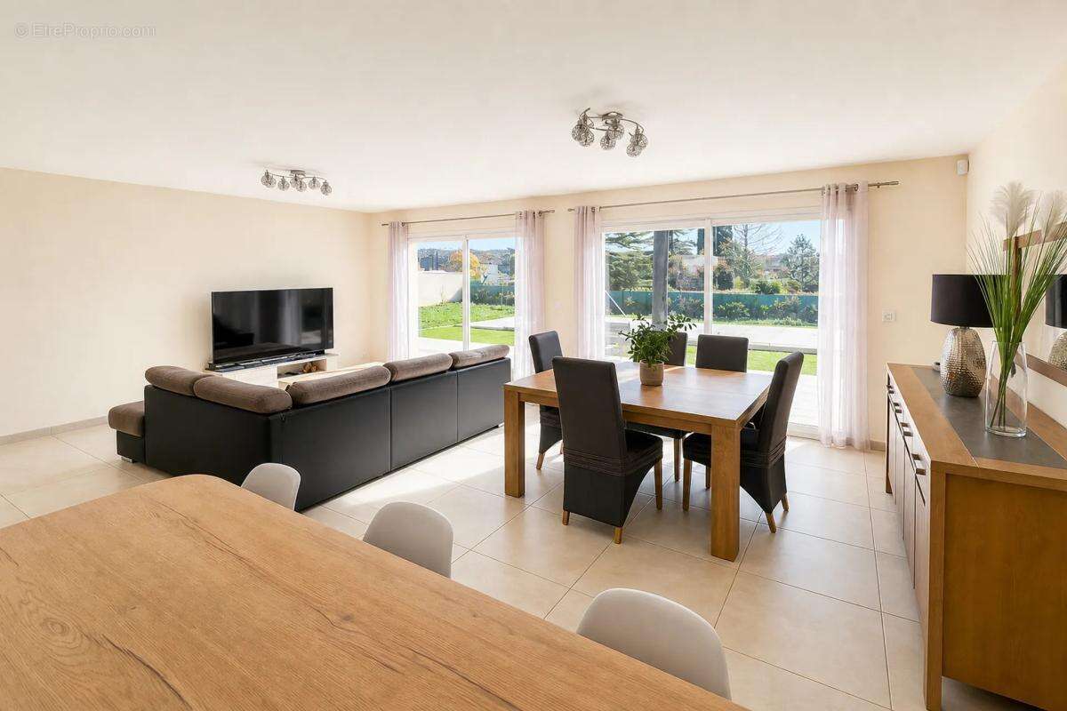 Maison de 5 pièces de 136 m² située à Vinon-sur-Verdon - photo 11