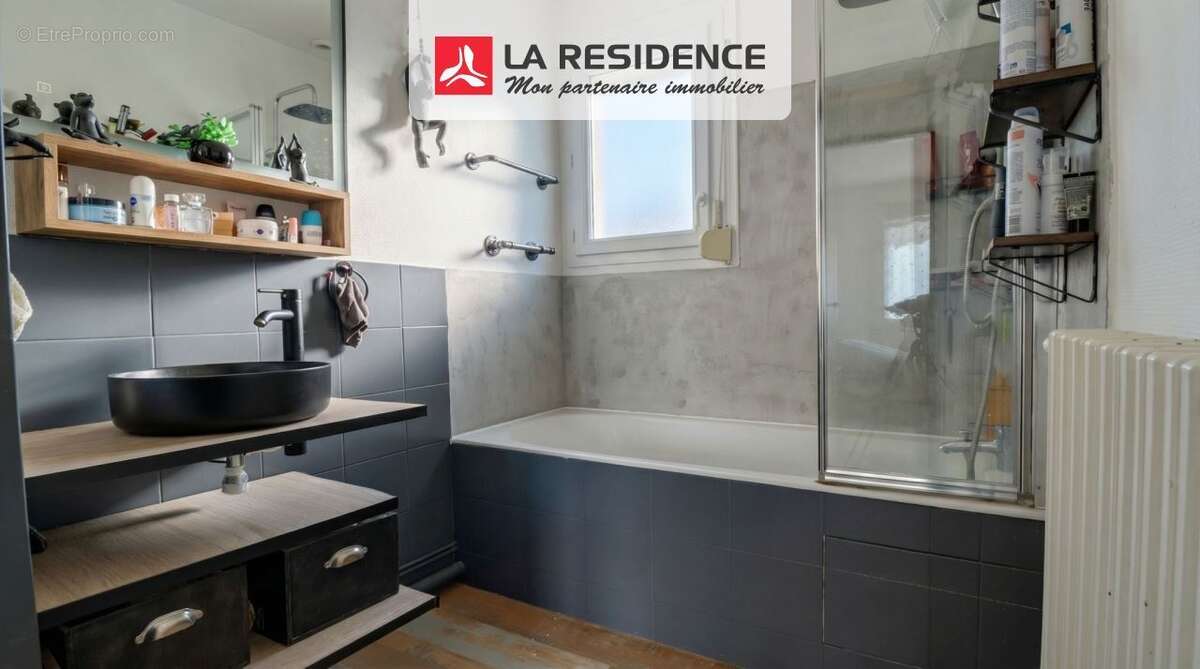 Maison à CRIQUEBEUF-SUR-SEINE